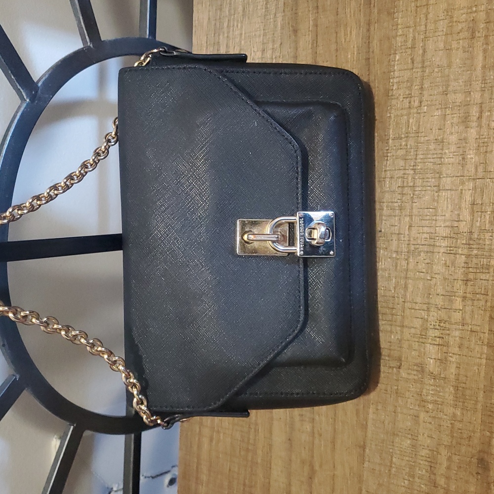 Henri Bendel Black Crossbody Bag with Gold Chain - Picture 3 of 14